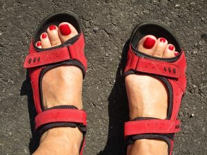 Paznokcie akrylowe Lublin tanio. Idealnie wystylizowane paznokcie – fish pedicure