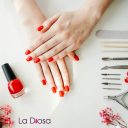 Wybierz idealny zestaw do manicure dla siebie lub kogoś bliskiego